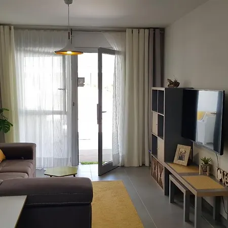 Okeanos Comfortable 2 Bedrooms Lt2-ba Lejlighed *